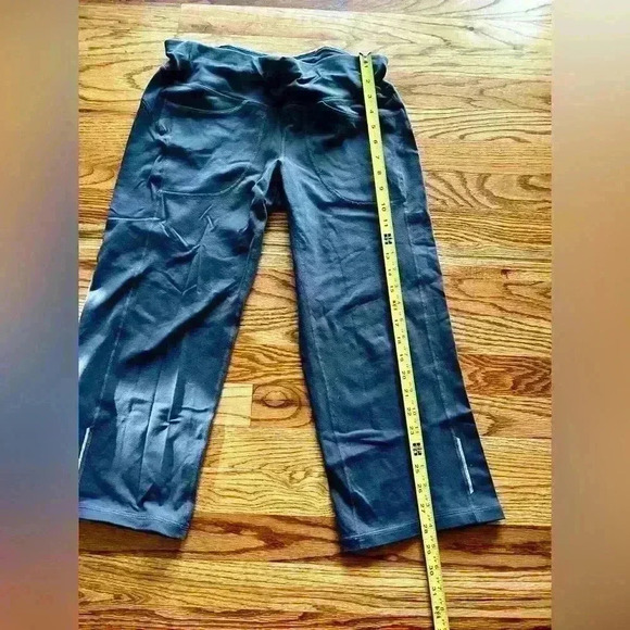 ATHLETA BALANCE WIDE CROP - GRAY - SMALL - Picture 5 of 9